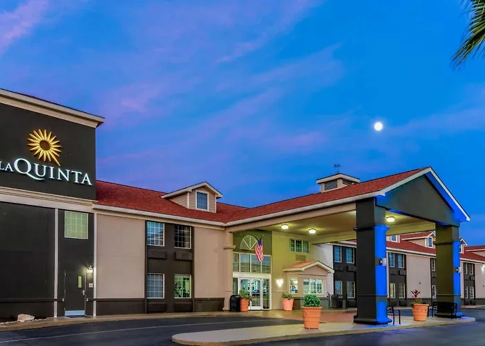 La Quinta Inn By Wyndham San Antonio Brooks City Base